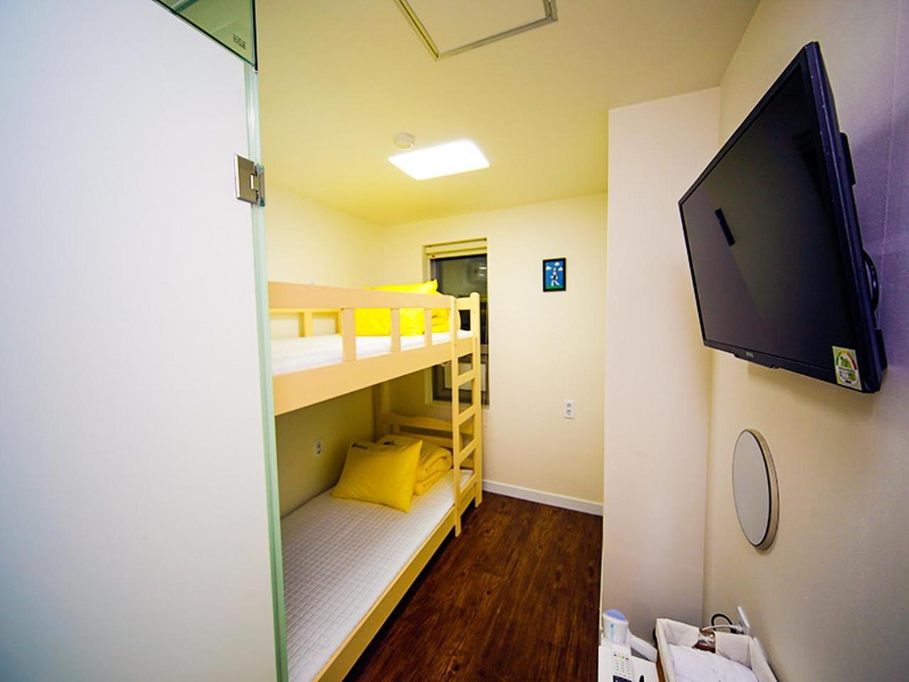 24 Guesthouse Seoul City Hall Ruang foto