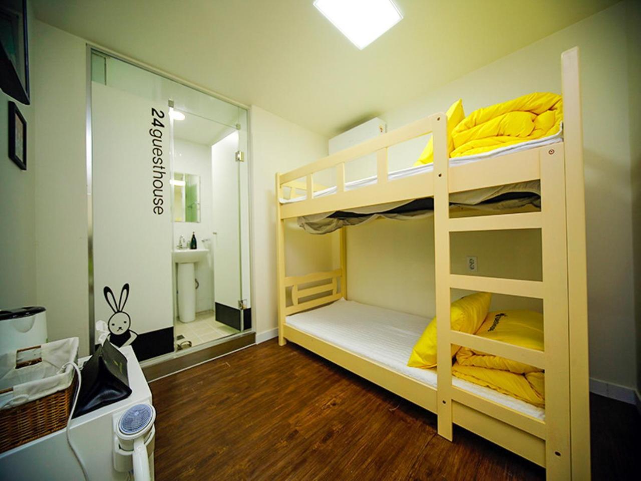 24 Guesthouse Seoul City Hall Ruang foto
